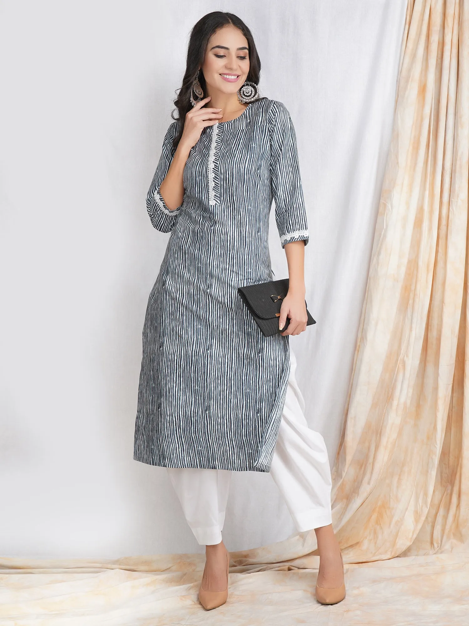 Darzaania Grey Striped Cotton Kurta with Dhoti Pants