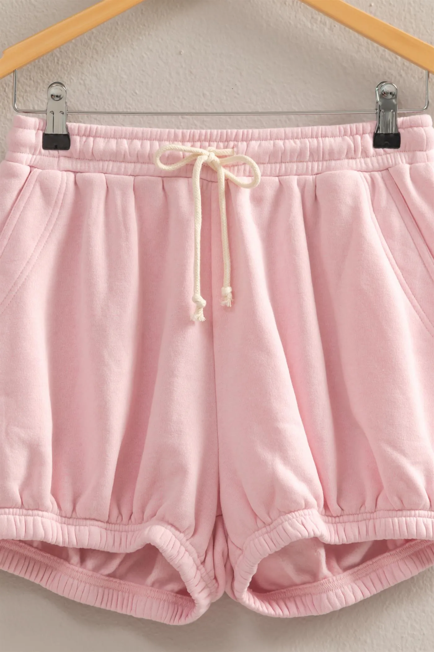 DZ25A702-Drawstring Waist Bubbled Hem Shorts