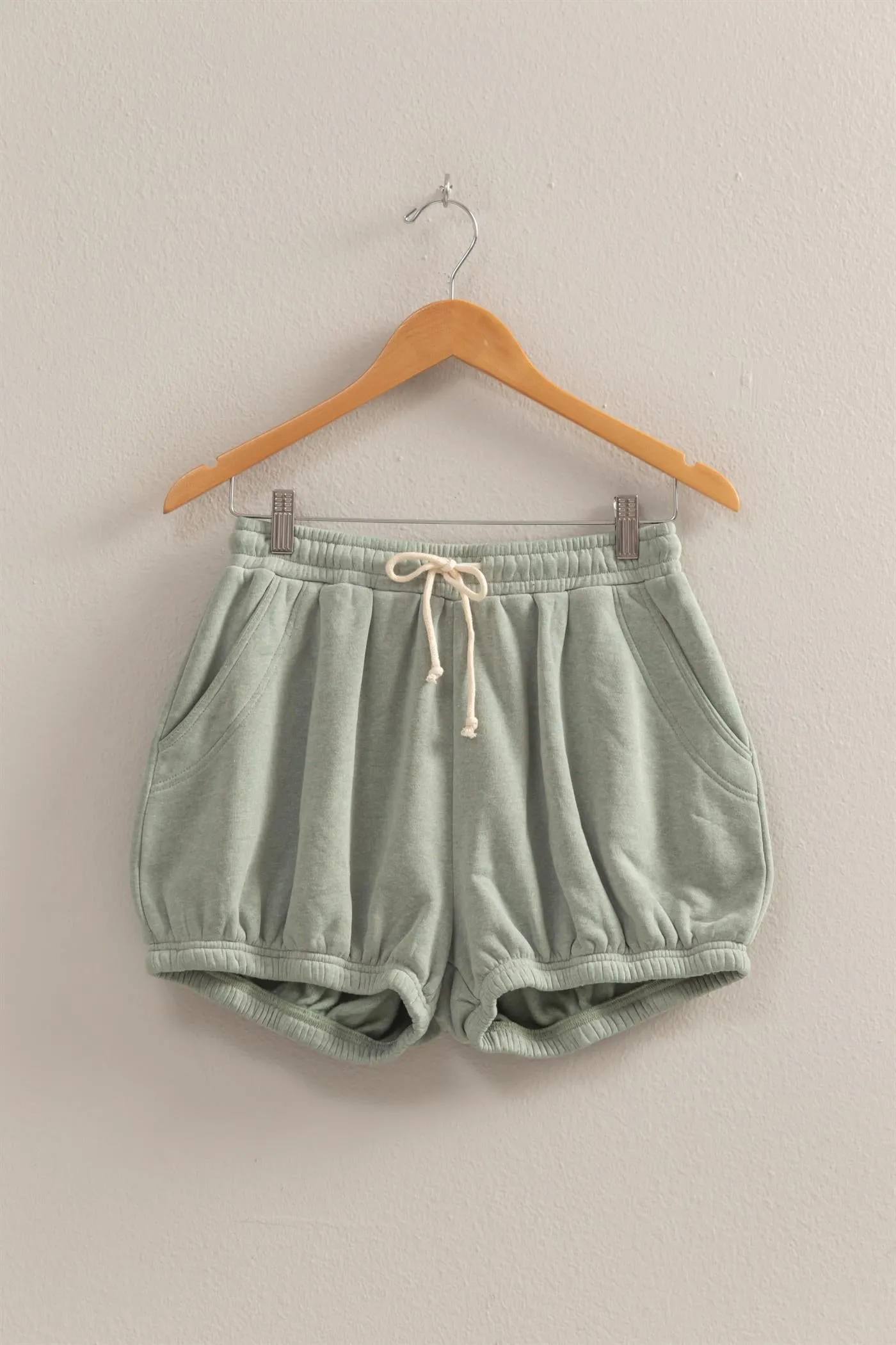 DZ25A702-Drawstring Waist Bubbled Hem Shorts