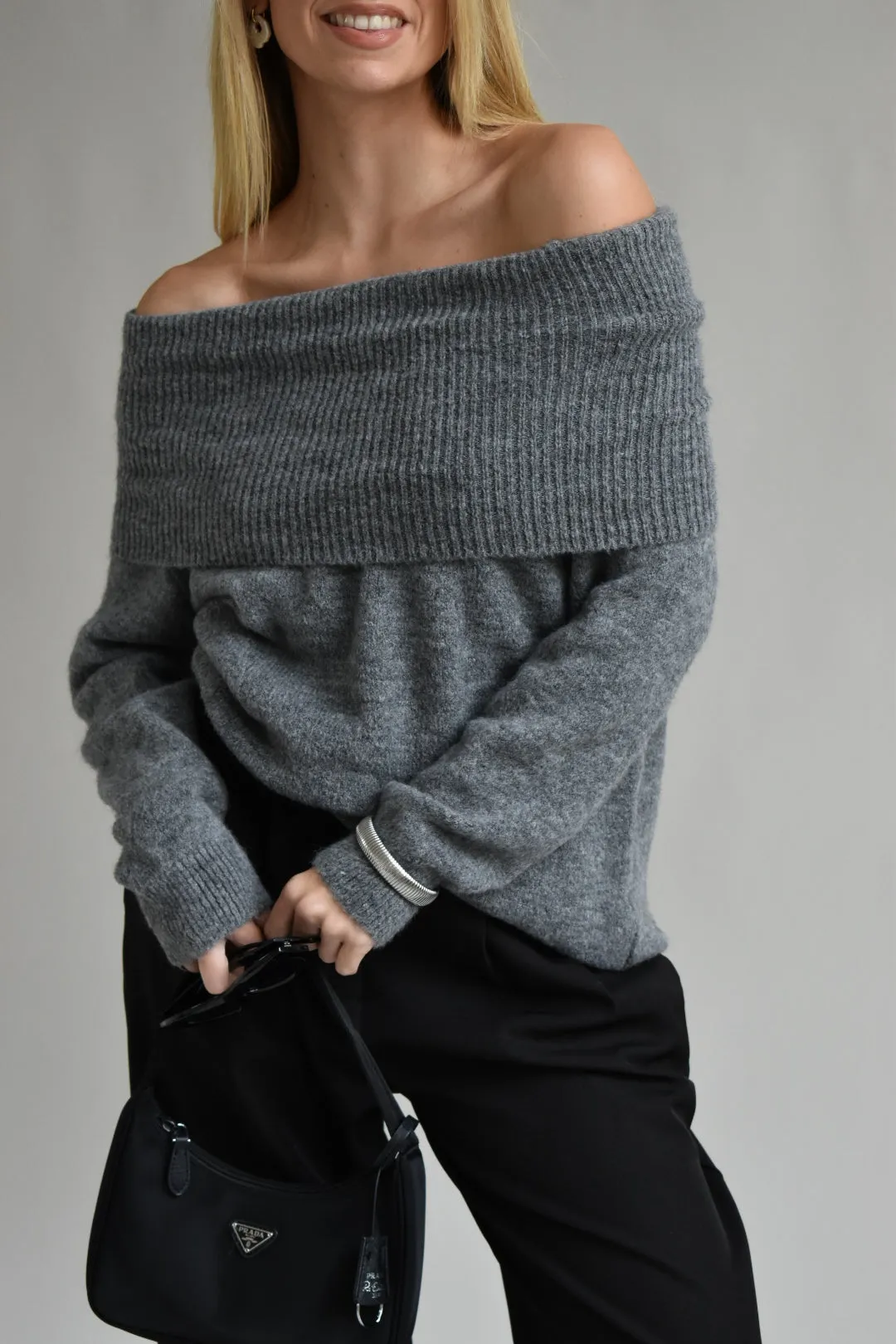 Soft off shoulder trui  - Grijs