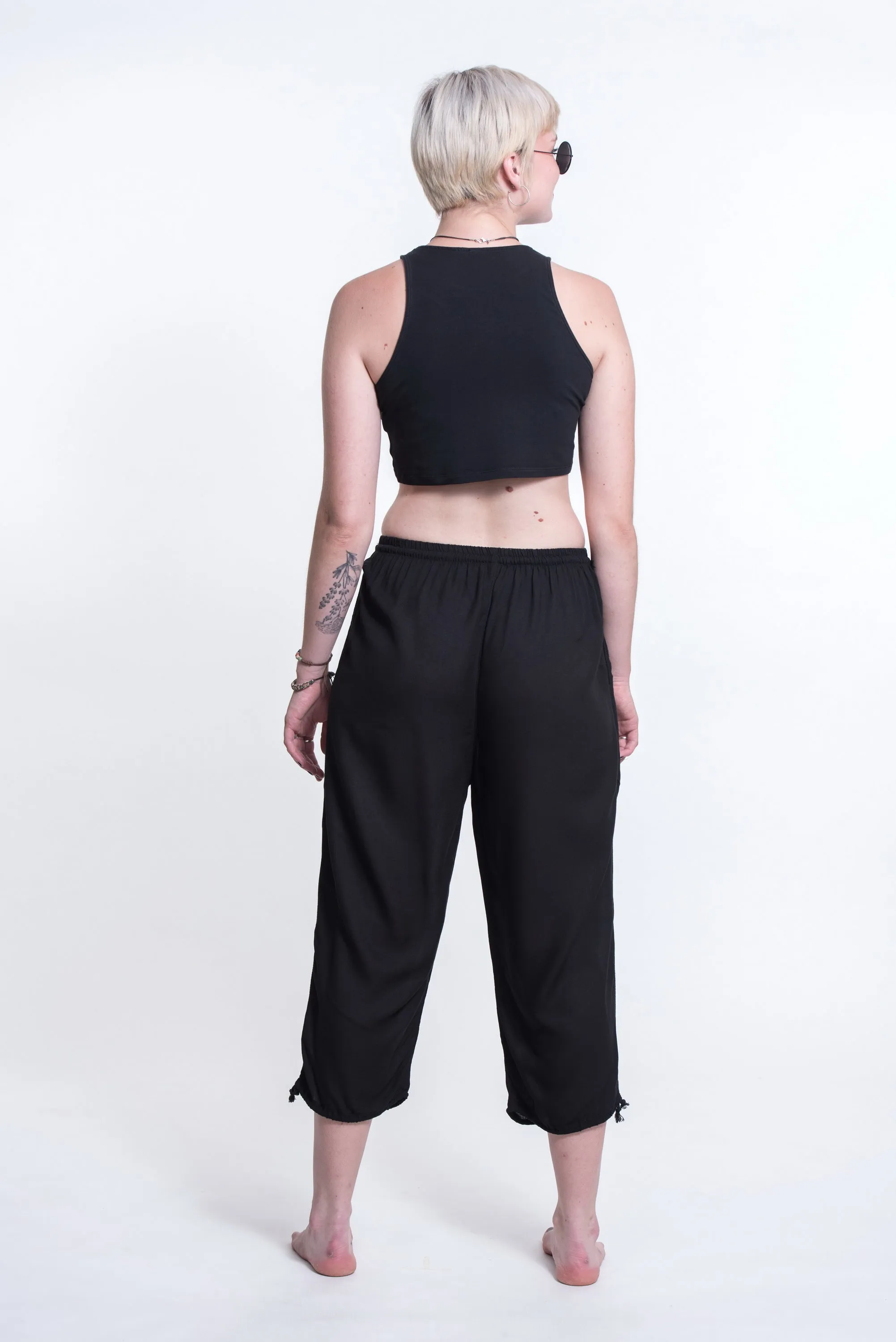 Womens Solid Color Drawstring Cropped Pants in Black